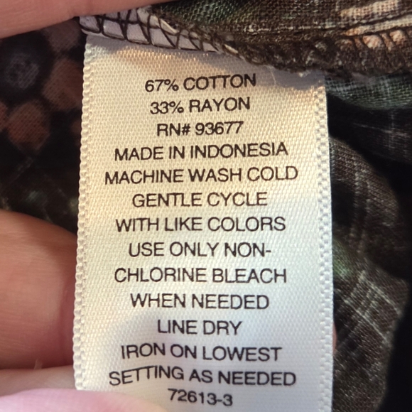 a.n.a Dark Floral Blouse with Ruffle Detail - Picture 8 of 8